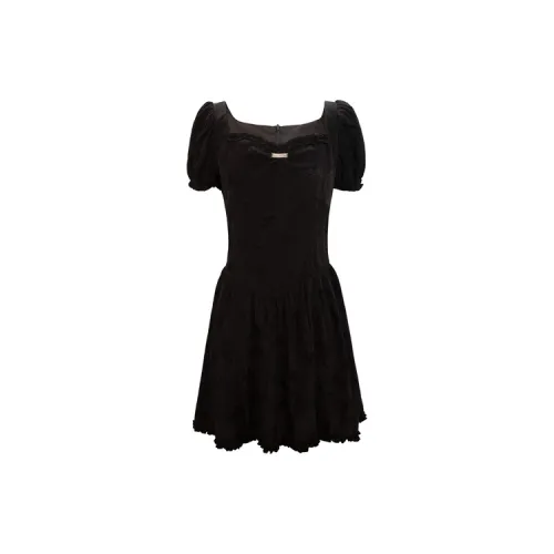 UNIFREE Short-Sleeved Dresses Women's Black