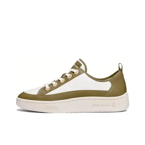 MICHAEL KORS Low Top Skateboard Shoes Women's Olive Green