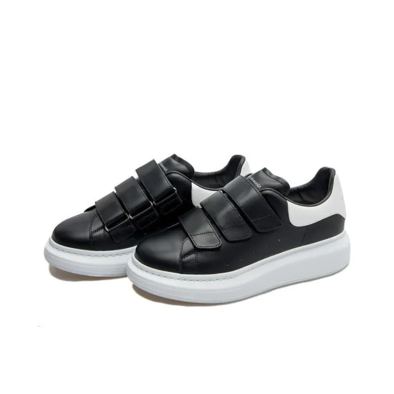 Alexander McQueen Low Top Stylish Skateboarding Shoes Women's Black-2