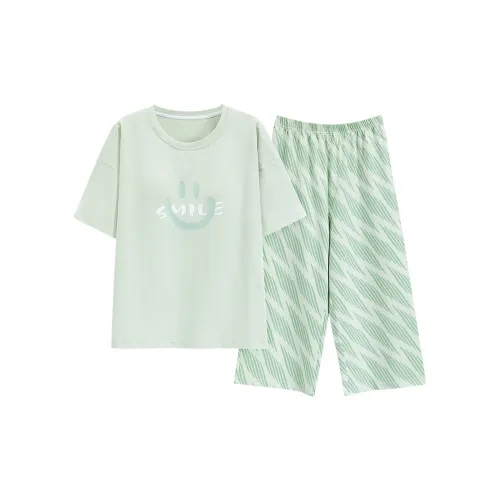 The Story Of The Flower Season Pajama Set Women's Light Green