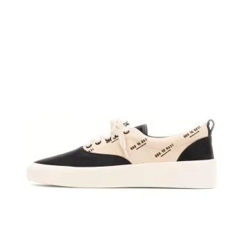 Fear of God 101 Lace Up Logoed Print