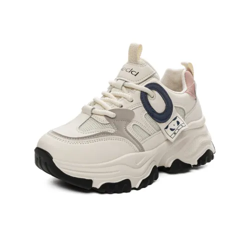 Medd Breathable Lightweight Height Increasing Low-Top Chunky Sneakers Women's