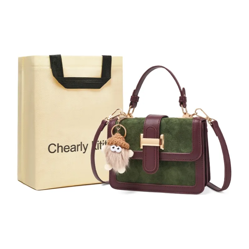 Chearly Kitity Handbags-0