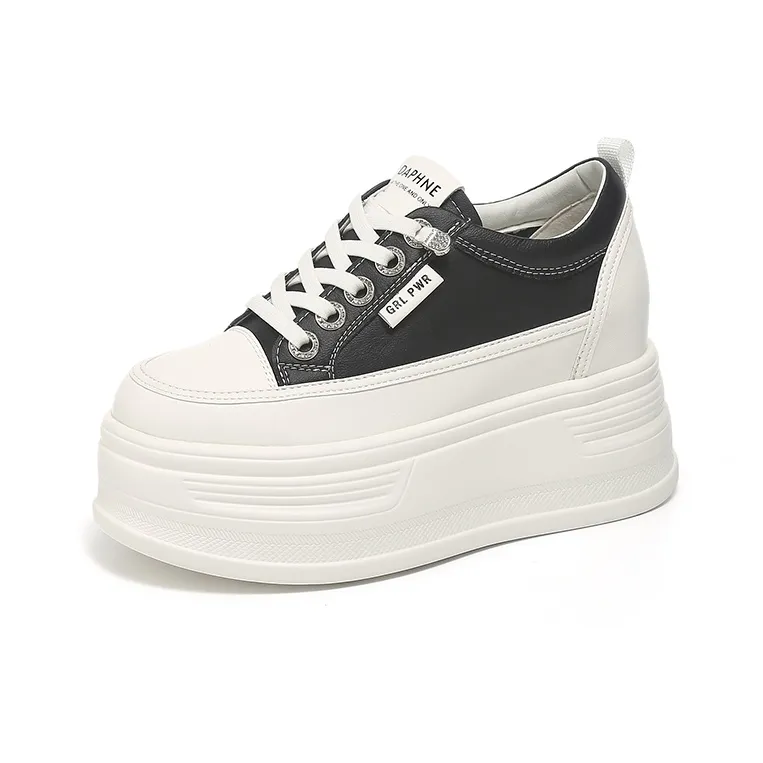 DAPHNE Low-Top Skateboard Shoes Women's-1