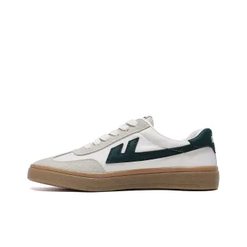 Warrior Lightweight Low Top Skateboard Shoes Unisex