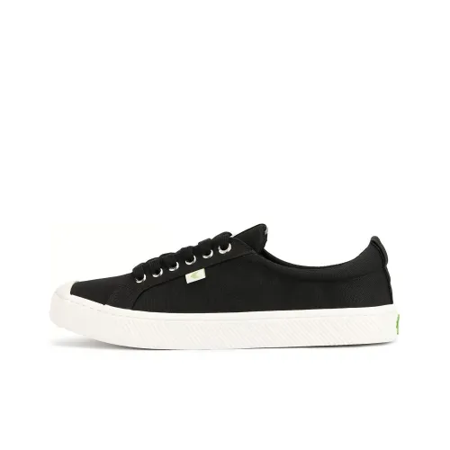 CARIUMA OCA Canvas Low-top Sneakers