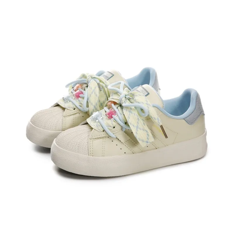 Anime Story Low Top Skateboard Shoes Women's-2