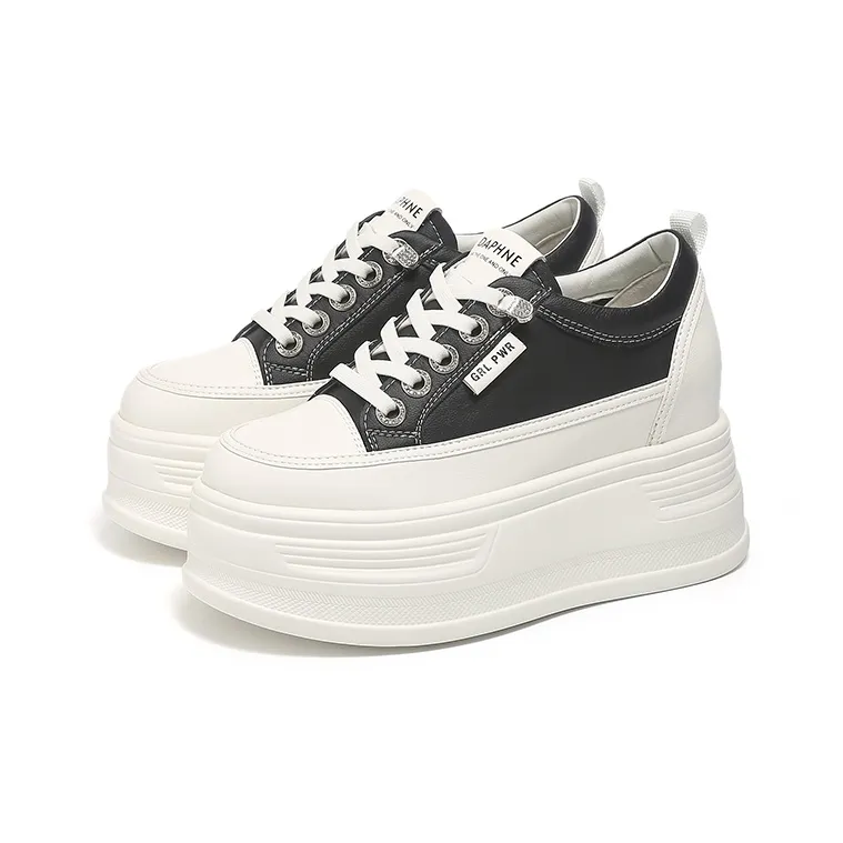 DAPHNE Low-Top Skateboard Shoes Women's-2
