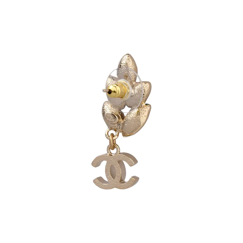 CHANEL 1986 1988 Cc Dangle Earrings-1