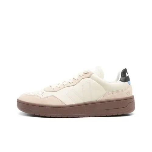 VEJA V-90 Leather Sneakers