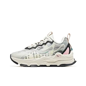 Erke Clear River Anti Slip Wear Resistant Low Top Sports Casual Shoes Women's White Black