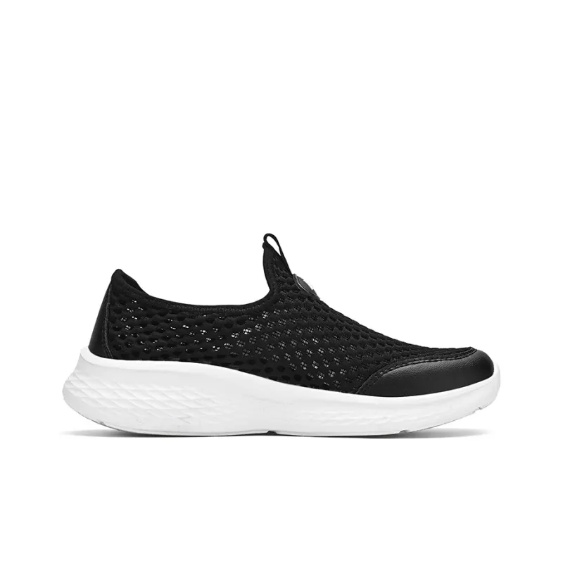 Warrior Breathable Lightweight Low-Top Casual Shoes Unisex-1