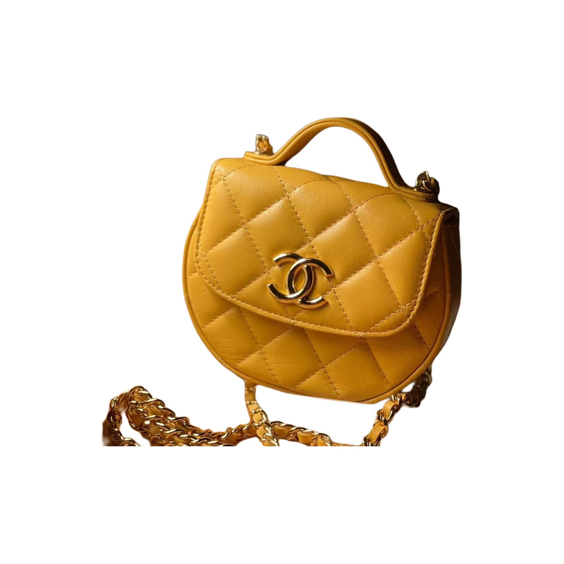 Chanel is extremely generous to its friends on Sale Chanel is extremely generous to its friends on Sale