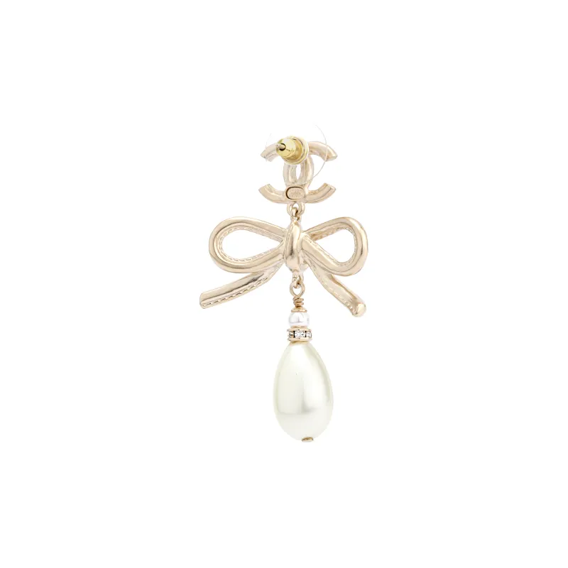 CHANEL CC Earrings Women's Gold-2