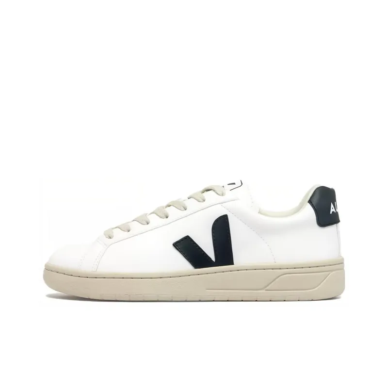 VEJA Urca Low Top Stylish Skateboarding Shoes Women's White-0