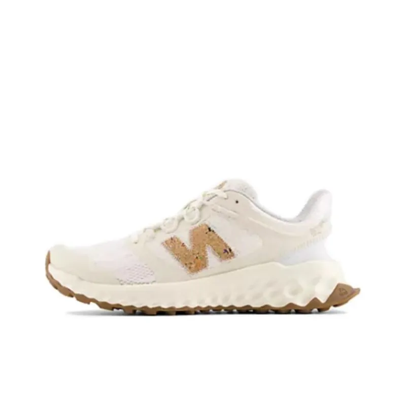New Balance NB Fresh Foam Cushioning Wear Resistant Low Top Running Shoes Women's Ecru-0