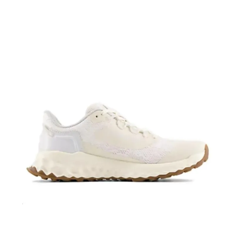 New Balance NB Fresh Foam Cushioning Wear Resistant Low Top Running Shoes Women's Ecru-1