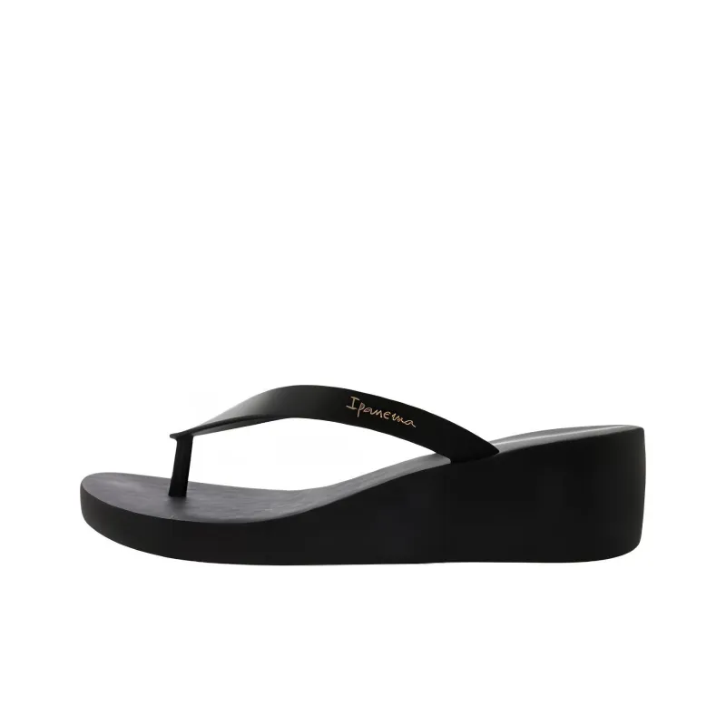 Ipanema Flip Flops Women's Black-0