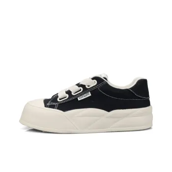 B10CROWN Anti Slip Wear Resistant Low Top Skateboard Shoes Women's