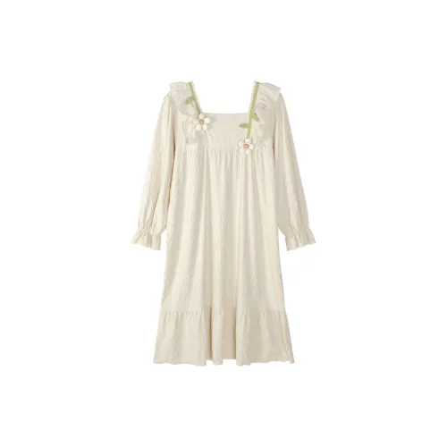 Song Qianya Women's Nightgown