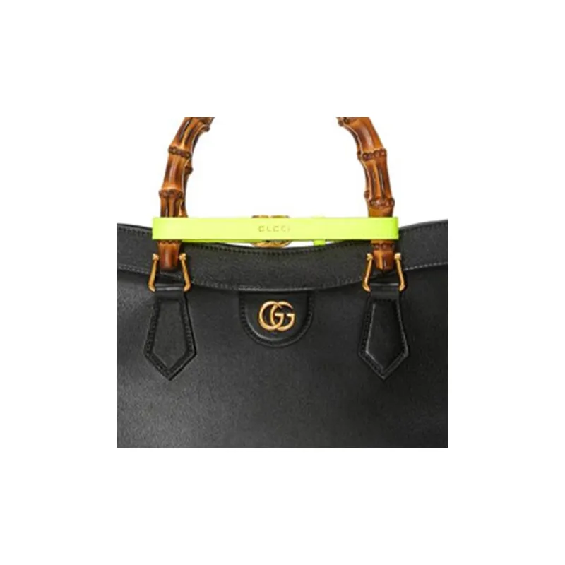 GUCCI Diana Handbags-8
