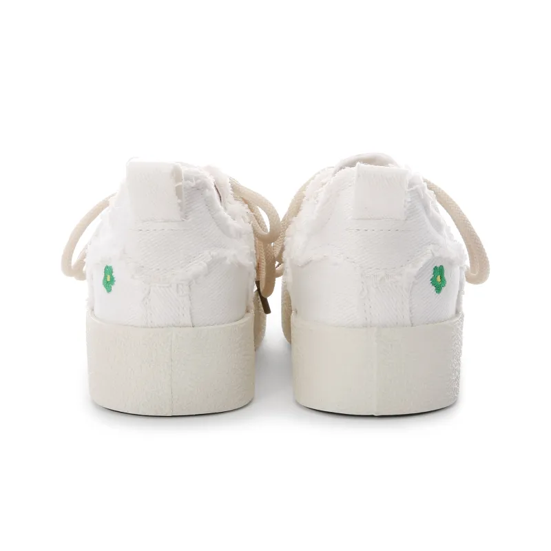 Lovely You Lightweight And Breathable Low Top Skateboard Shoes Women's White-3