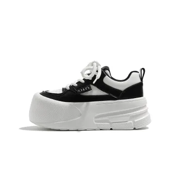 MIS. DANNY Slip-Resistant Height Increasing Skateboard Shoes Women's Black