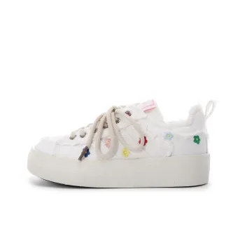 Lovely You Lightweight And Breathable Low-Top Skateboard Shoes Women's White
