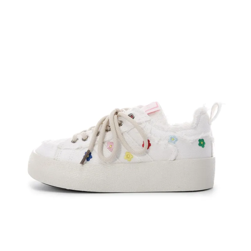 Lovely You Lightweight And Breathable Low Top Skateboard Shoes Women's White-0