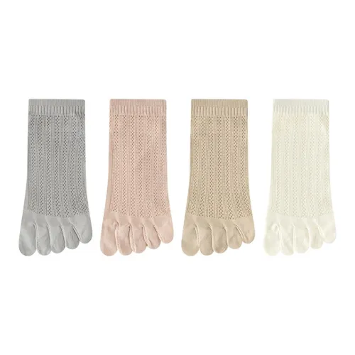 AUGUST No Show Socks Women's 4 Pack
