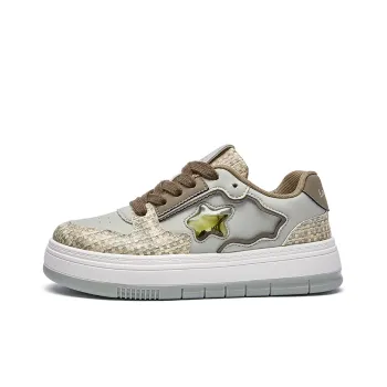 La Chapelle Lightweight Height Increasing Low-Top Skateboard Shoes Women's