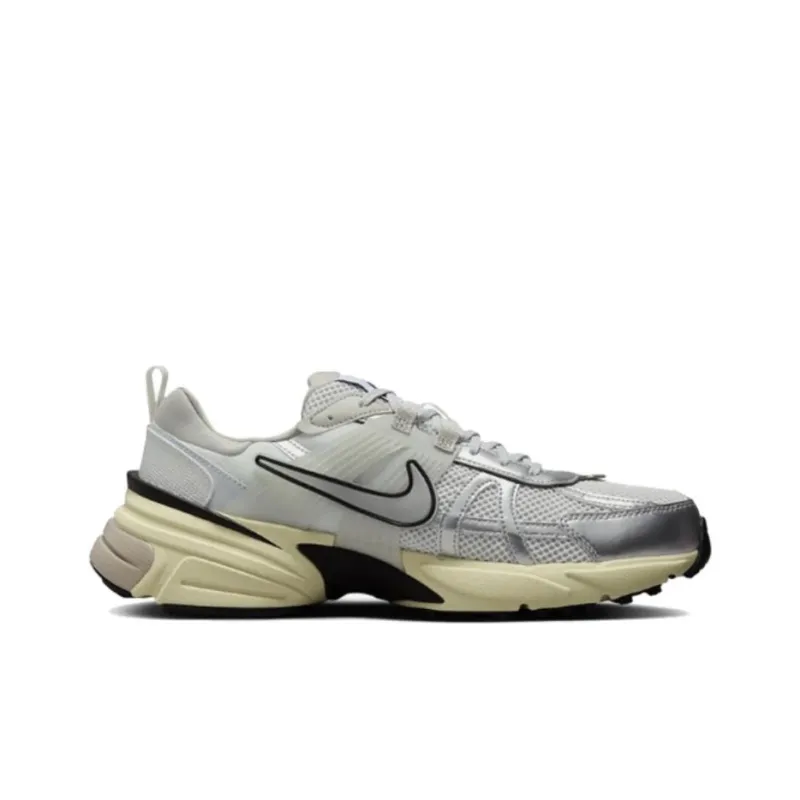 Nike V2K Run Summit White Metallic Silver-1