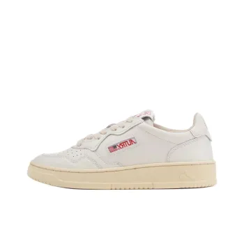 AUTRY Medalist Lightweight Low Top Skateboard Shoes Women's White