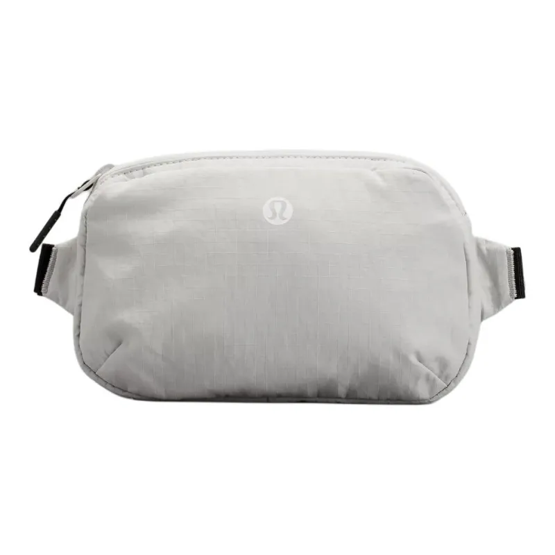 Lululemon Nylon Portable One Shoulder Crossbody Fanny Pack Backpacks Women's White-6