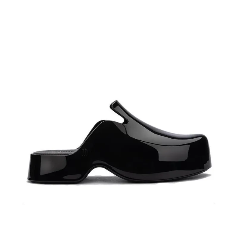 Melissa Closed Toe Slippers Women's-1