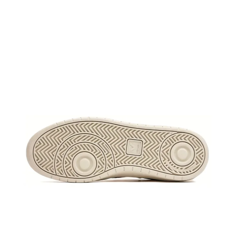 VEJA V 12 'Extra White Camel'-4