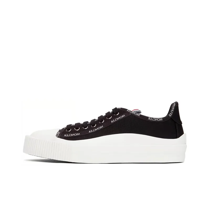 Moncler Low Top Stylish Skateboarding Shoes Men's Black White-0