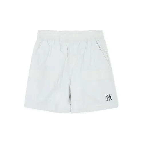 MLB New York Yankees Casual Shorts Men Gray