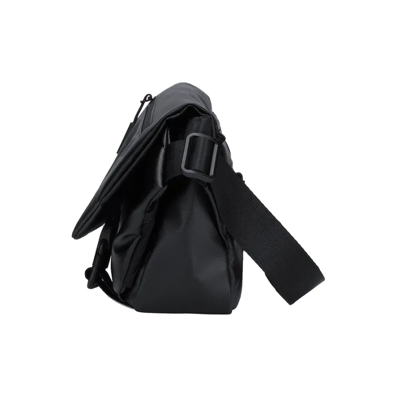 GOLF Fabric Shoulder Bag Regular Men's Black-2