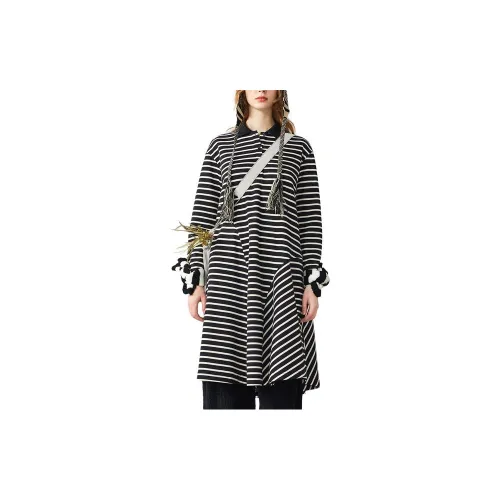 Asuka and new sake Long-Sleeved Dresses Women's Black