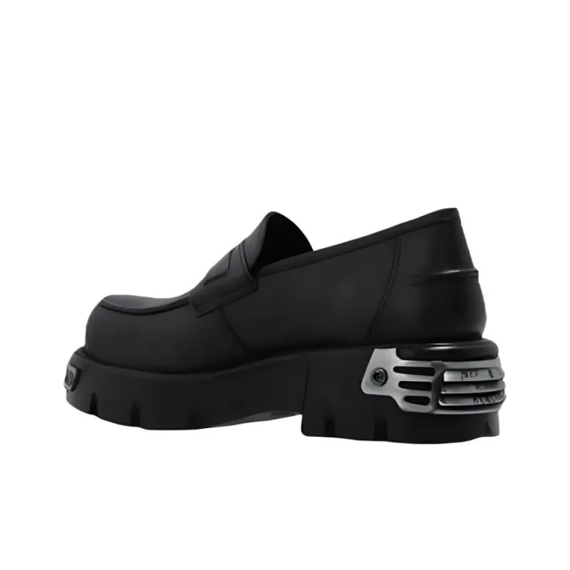 Vetements Logo-embossed Leather Loafers-3