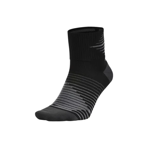 Nike Unisex Mid-Calf Socks