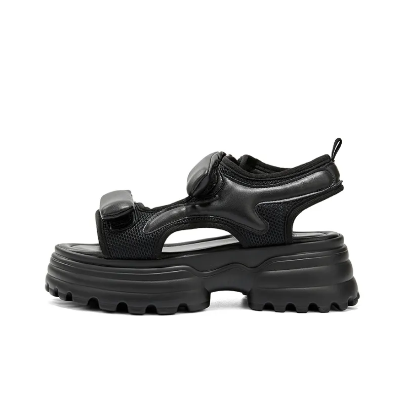 A Poinsettia Princess One Strap Sandals Women's-8
