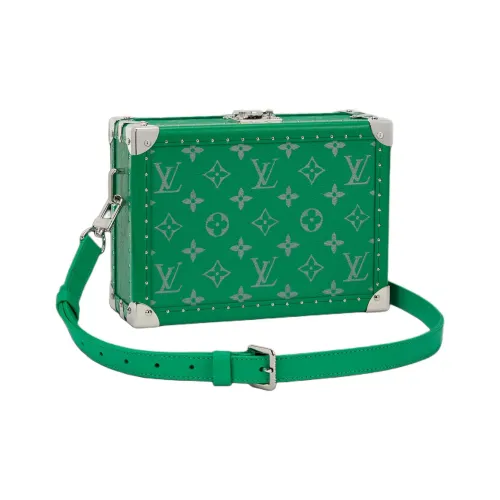 LOUIS VUITTON Clutch Box