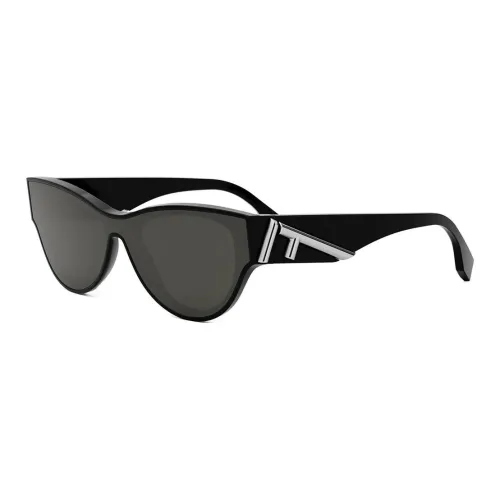 FENDI Cat Eye Frame Sunglasses