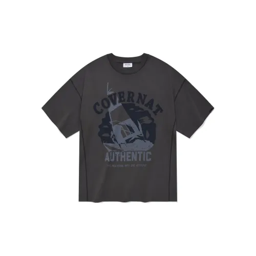 COVERNAT Men T-shirt