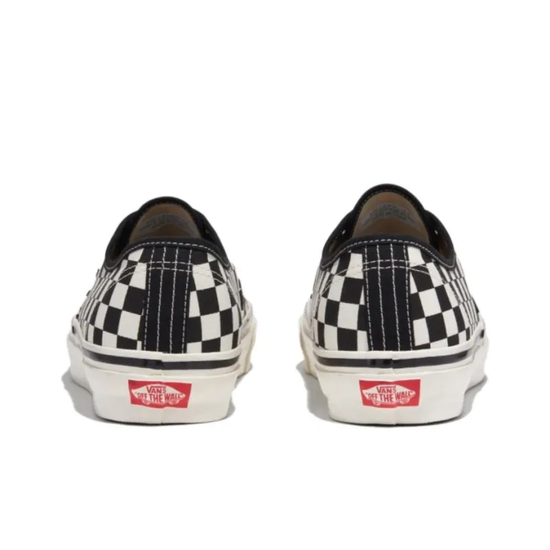 Vans Authentic Checkerboard 'Black White'-3