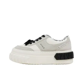 both Tyres Lace-up Sneakers