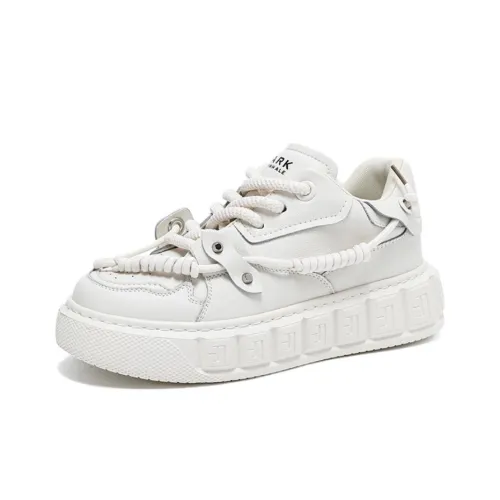 FAIRWHALE Height Increasing Wear-Resistant Lightweight Breathable Slip-Resistant Low-Top Skateboard Shoes Men's