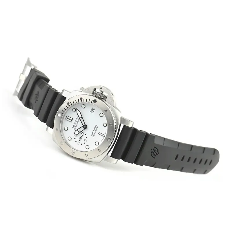 PANERAI Men SUBMERSIBLE Collection Watch-1